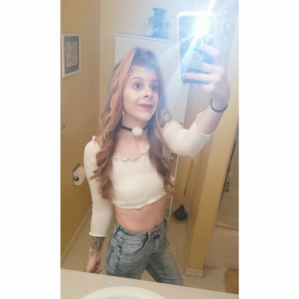 Meet your Posher, Leelee